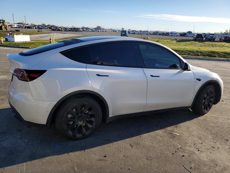 Photo 3 from auction – 2022 TESLA MODEL Y with VIN 7SAYGDEE3NF346582