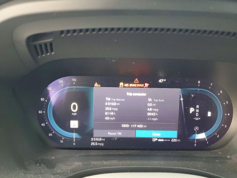 Снимка 9 от търг – 2022 VOLVO XC60 B5 MO с VIN YV4L12RKXN1032169