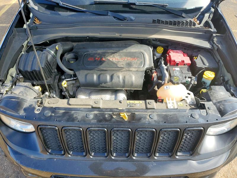 Photo 11 from auction – 2020 JEEP RENEGADE with VIN ZACNJABB3LPL48197
