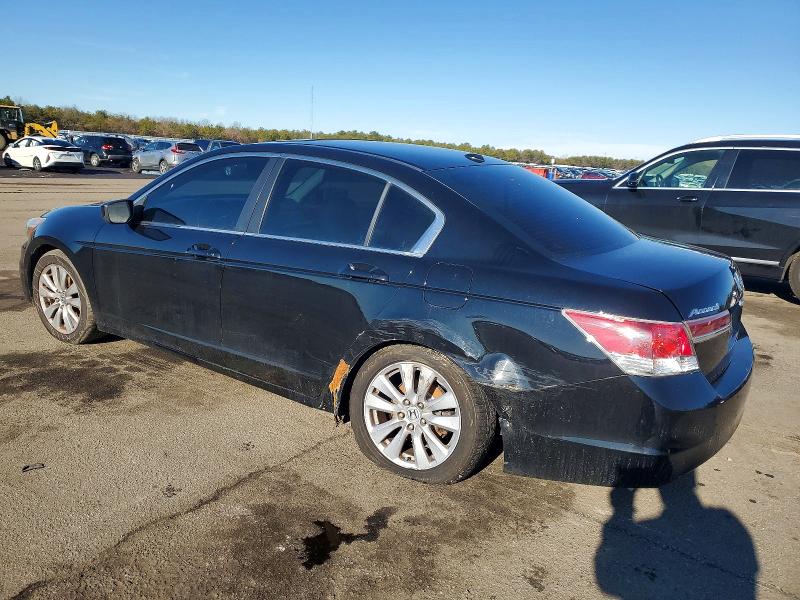 Photo 2 from auction – 2011 HONDA ACCORD EXL with VIN 1HGCP2F84BA038069