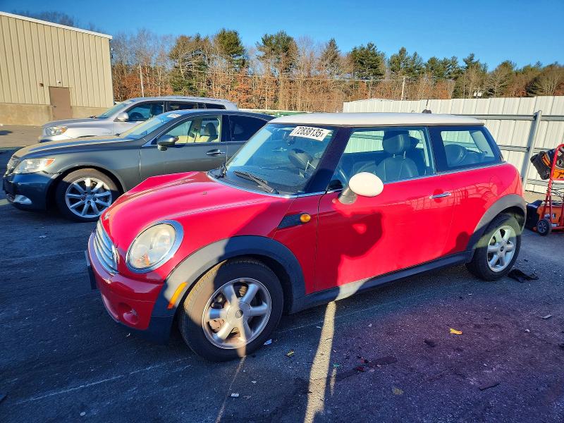 MINI COOPER 2010 with VIN WMWMF3C54ATZ24690 - Photo from auction