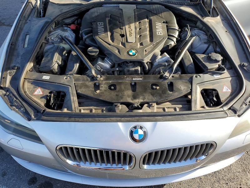 Photo 11 from auction – 2012 BMW 550 I with VIN WBAFR9C57CDX79046