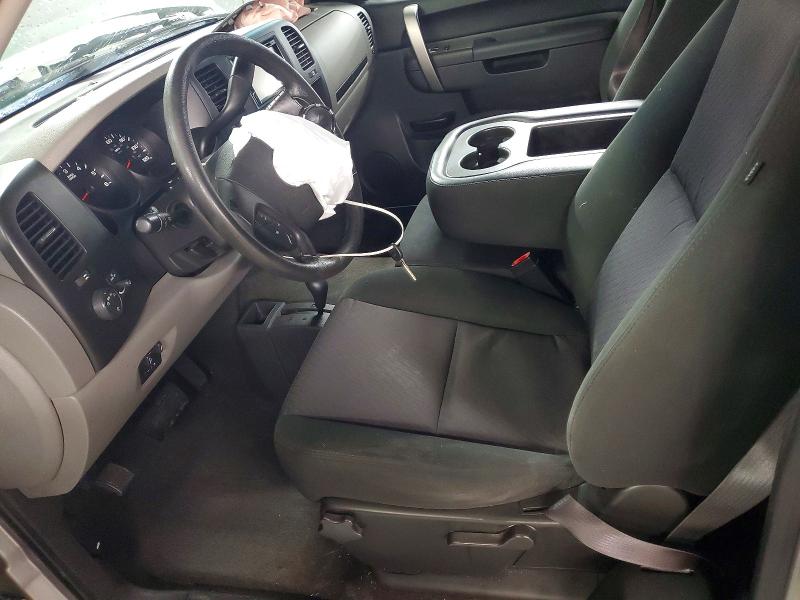 Photo 7 from auction – 2010 GMC SIERRA K15 with VIN 1GTSKUEA1AZ117224