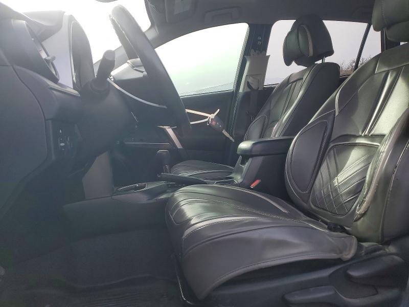Photo 7 from auction – 2018 TOYOTA RAV4 LE with VIN JTMBFREV4JJ208961