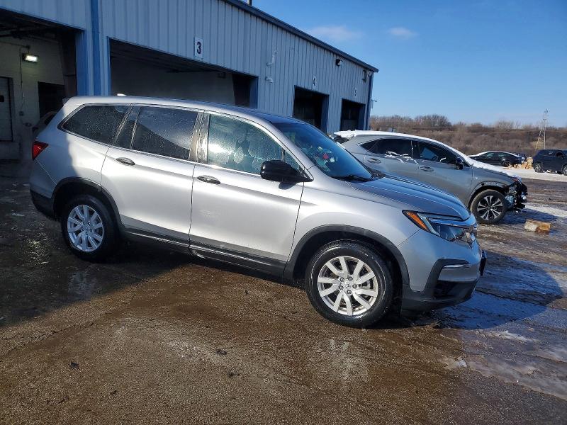 Photo 4 from auction – 2019 HONDA PILOT with VIN 5FNYF5H17KB027194