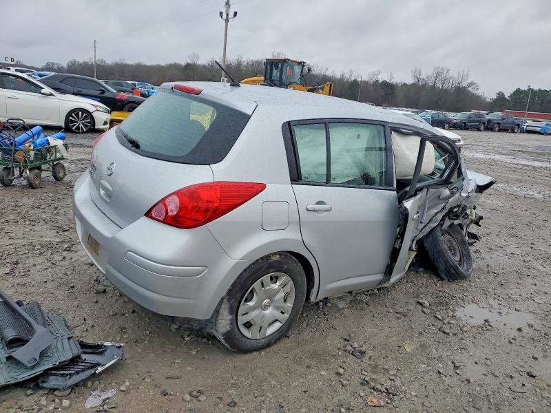 Photo 3 from auction – 2010 NISS VERSA with VIN 3N1BC1CP8AL444121