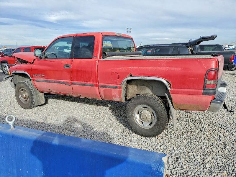 Photo 2 from auction – 1998 DODGE RAM 2500 with VIN 3B7KF22W3WG167574