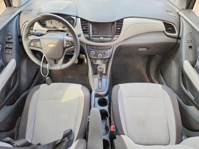Photo 8 from auction – 2020 CHEVROLET TRAX with VIN 3GNCJKSB1LL146152