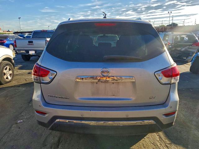 Photo 6 from auction – 2014 NISSAN PATHFINDER with VIN 5N1AR2MN3EC668999