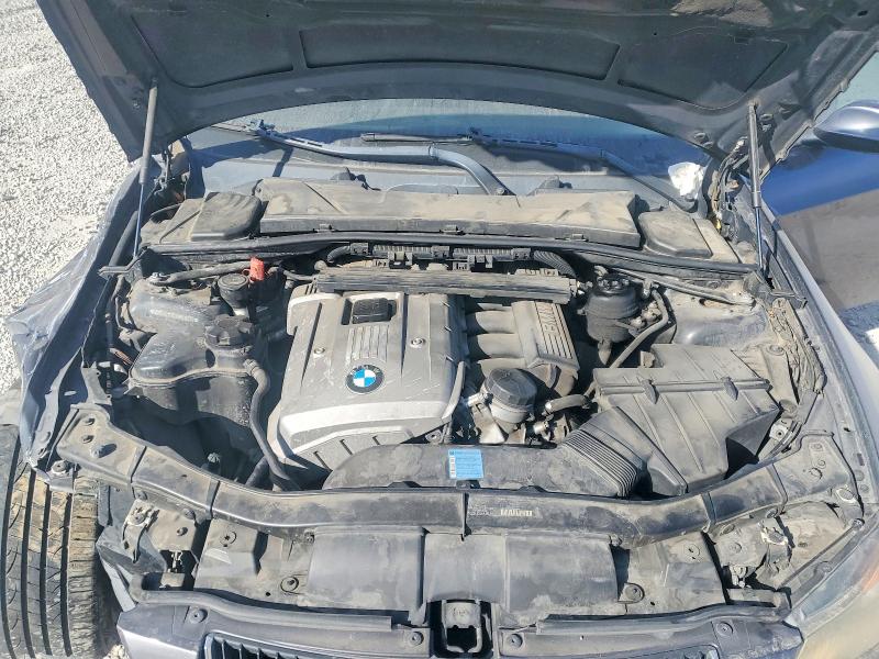 Photo 11 from auction – 2006 BMW 325 I AUTO with VIN WBAVB175X6NK40074