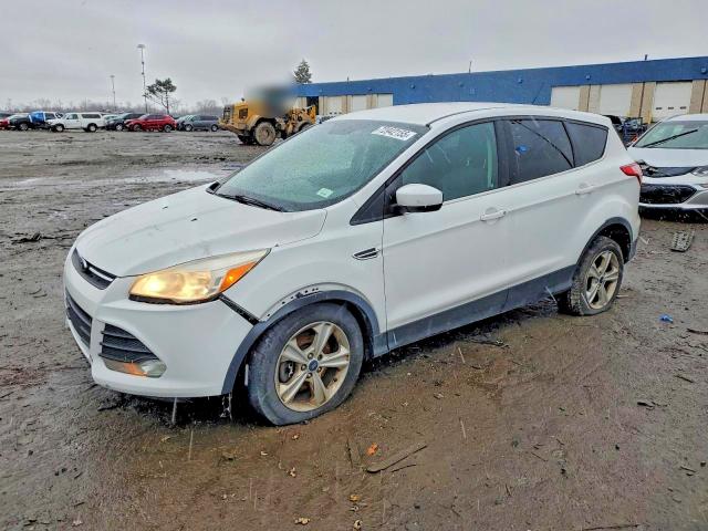 FORD ESCAPE 2015 with VIN 1FMCU9GXXFUC37486 - Photo from auction