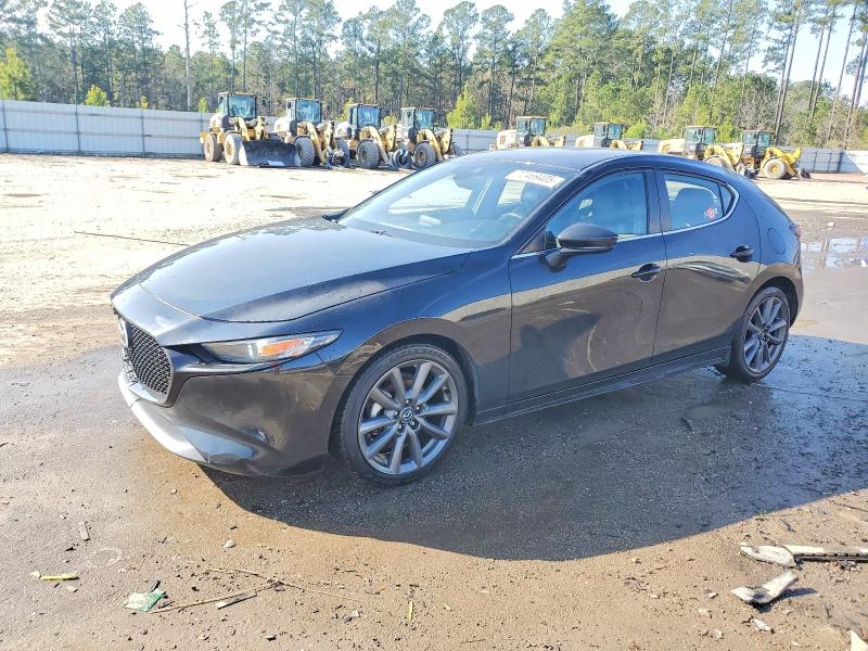 MAZDA 3 2021 with VIN JM1BPAKLXM1336949 - Photo from auction