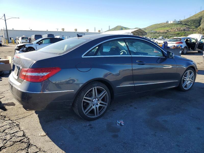 Photo 3 from auction – 2011 MERCEDES-BENZ E with VIN WDDKJ5GB9BF064148