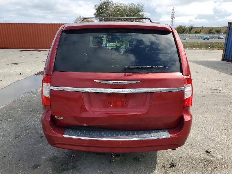 Photo 6 from auction – 2015 CHRYSLER TOWN & COU with VIN 2C4RC1BGXFR570794