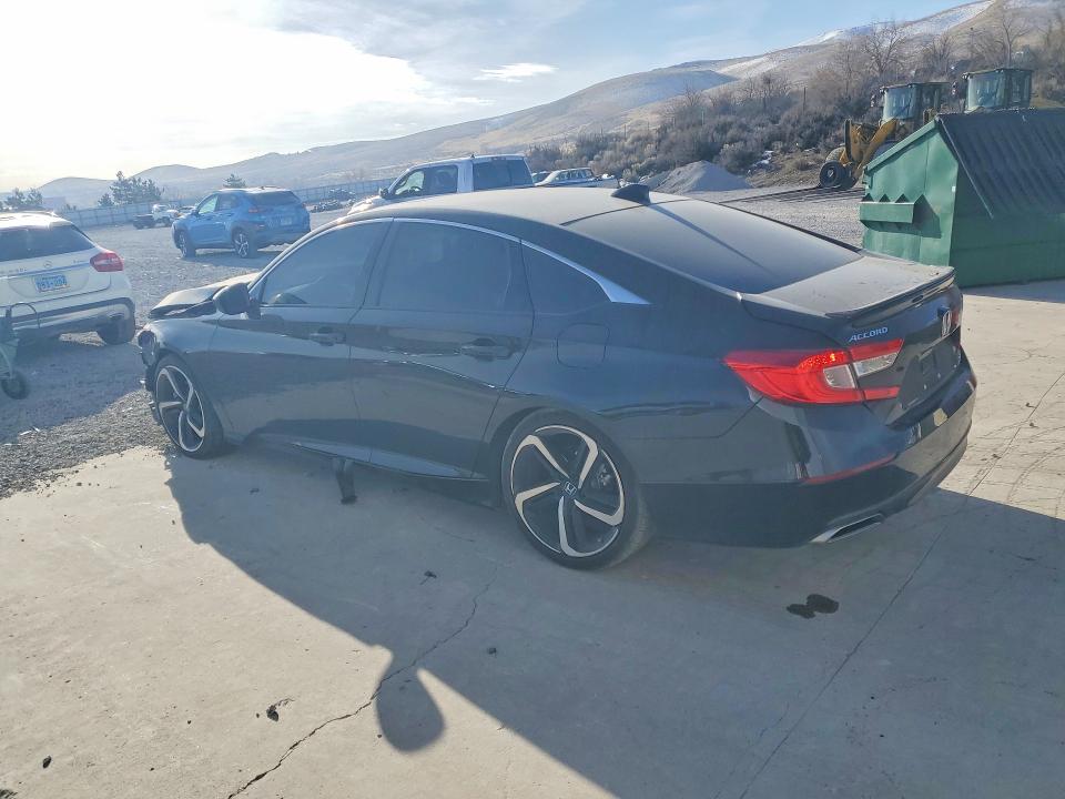 Photo 2 from auction – 2022 HONDA ACCORD with VIN 1HGCV2F37NA020194