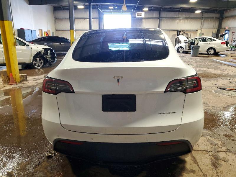 Photo 6 from auction – 2022 TESLA MODEL Y with VIN 7SAYGDEE0NF322191