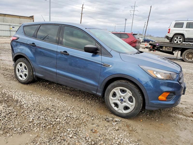Photo 4 from auction – 2018 FORD ESCAPE S with VIN 1FMCU0F70JUC05913