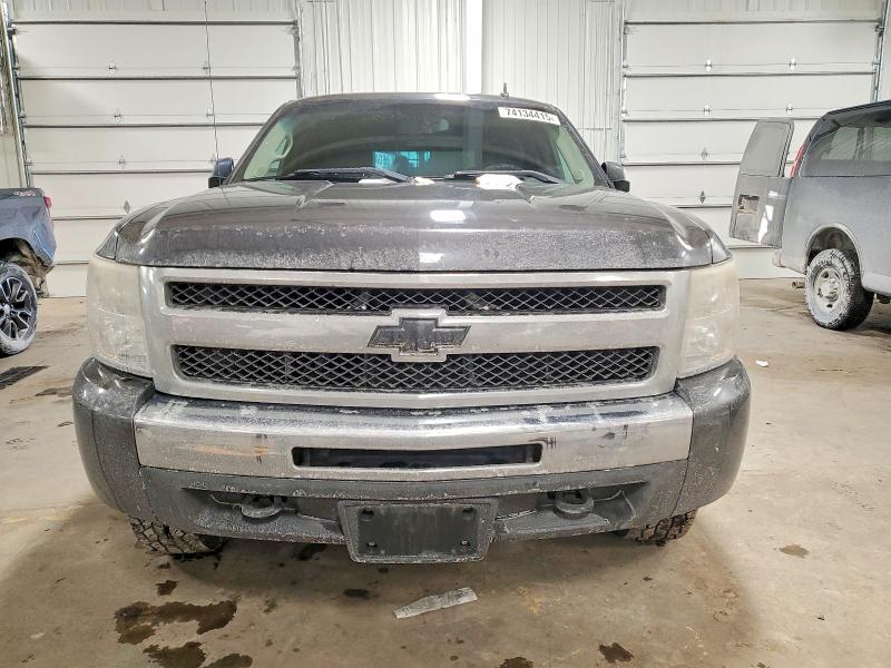 Photo 5 from auction – 2010 CHEVROLET SILVERADO with VIN 1GCSKSE36AZ113241