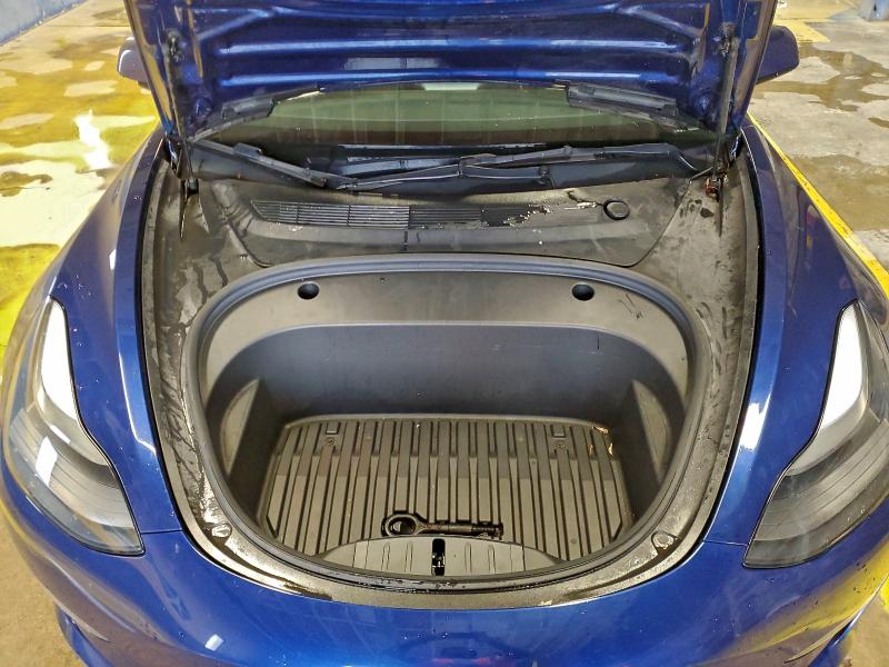 Photo 11 from auction – 2022 TESLA MODEL 3 with VIN 5YJ3E1EB3NF305015