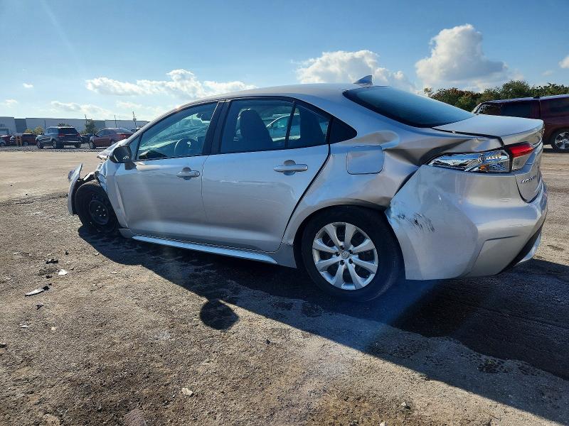 Photo 2 from auction – 2021 TOYOTA COROLLA LE with VIN 5YFEPMAE1MP166610
