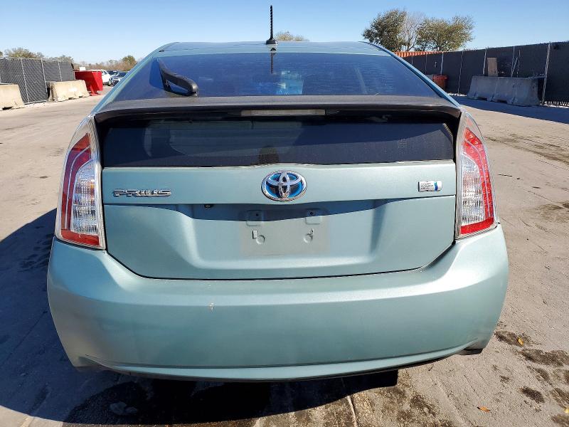 Photo 6 from auction – 2014 TOYOTA PRIUS with VIN JTDKN3DU7E1744270