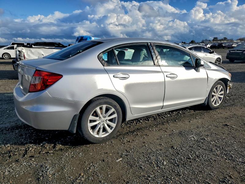 Photo 3 from auction – 2012 HONDA CIVIC EX with VIN 2HGFB2F83CH304325