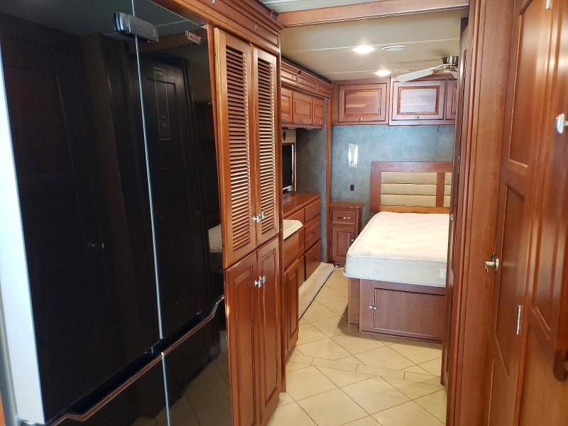 Photo 9 from auction – 2014 ITASCO MOTORHOME with VIN 4UZACVDT5ECFS5346