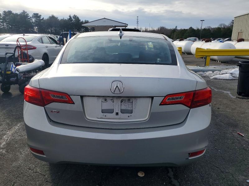 Photo 6 from auction – 2013 ACURA ILX with VIN 19VDE1F30DE022399
