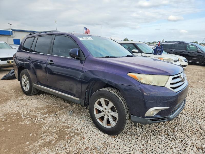 Photo 4 from auction – 2012 TOYOTA HIGHLANDER with VIN 5TDBK3EH4CS171452