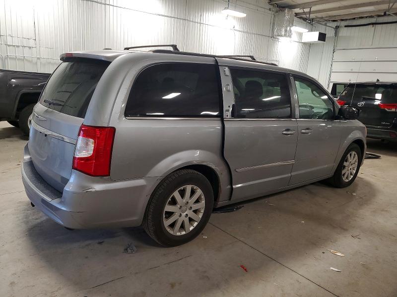 Photo 3 from auction – 2015 CHRYSLER TOWN & COU with VIN 2C4RC1BG3FR510159