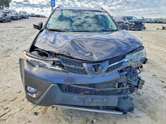 Photo 5 from auction – 2015 TOYOTA RAV4 XLE with VIN 2T3RFREV2FW309634