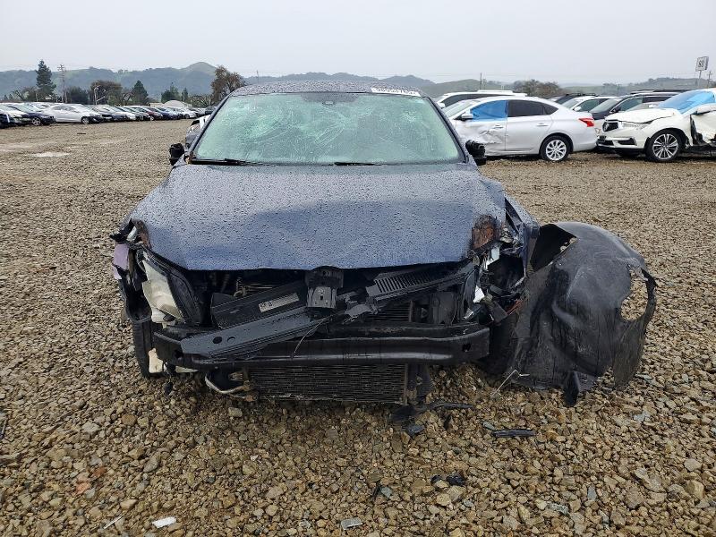 Photo 5 from auction – 2014 VOLKSWAGEN PASSAT S with VIN 1VWAT7A3XEC028128
