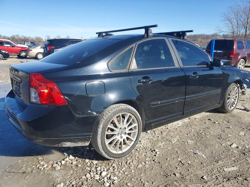 Фото 3 с аукциона – 2010 VOLVO S40 с VIN YV1382MS3A2513787
