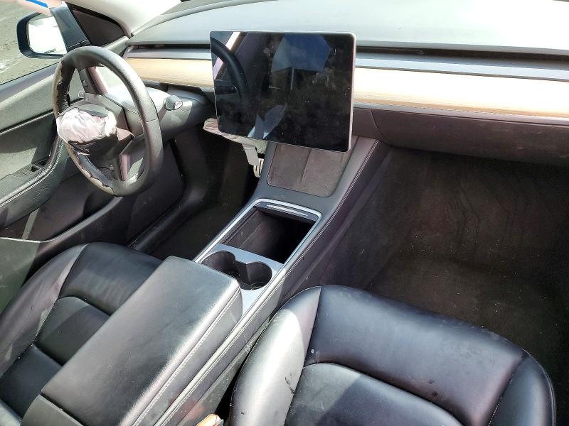 Photo 8 from auction – 2022 TESLA MODEL Y with VIN 7SAYGDEF0NF395554