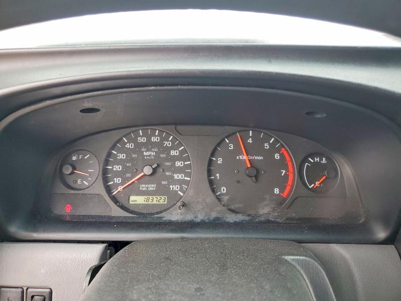 Photo 9 from auction – 2000 NISS XTERRA with VIN 5N1ED28T3YC594805