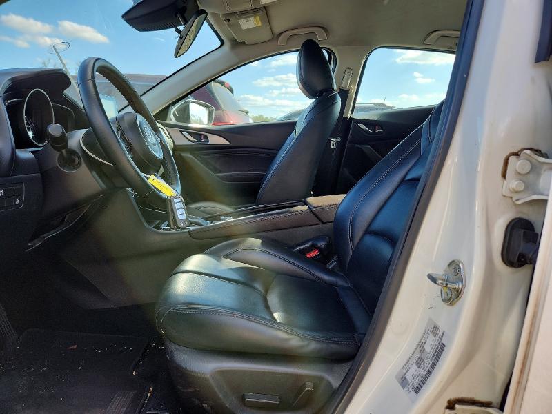 Photo 7 from auction – 2018 MAZDA 3 TOURING with VIN 3MZBN1V30JM216929