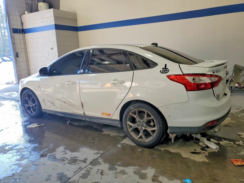 Photo 2 from auction – 2013 FORD FOCUS SE with VIN 1FADP3F22DL354510