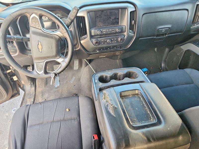 Photo 8 from auction – 2018 CHEVROLET SILVERADO with VIN 3GCUKREC6JG519442