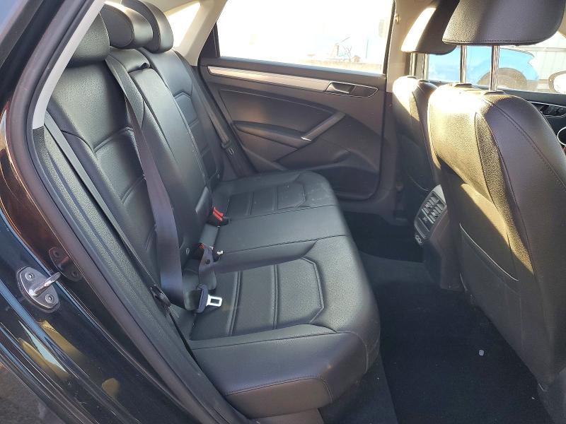 Photo 10 from auction – 2019 VOLKSWAGEN PASSAT with VIN 1VWLA7A33KC013058