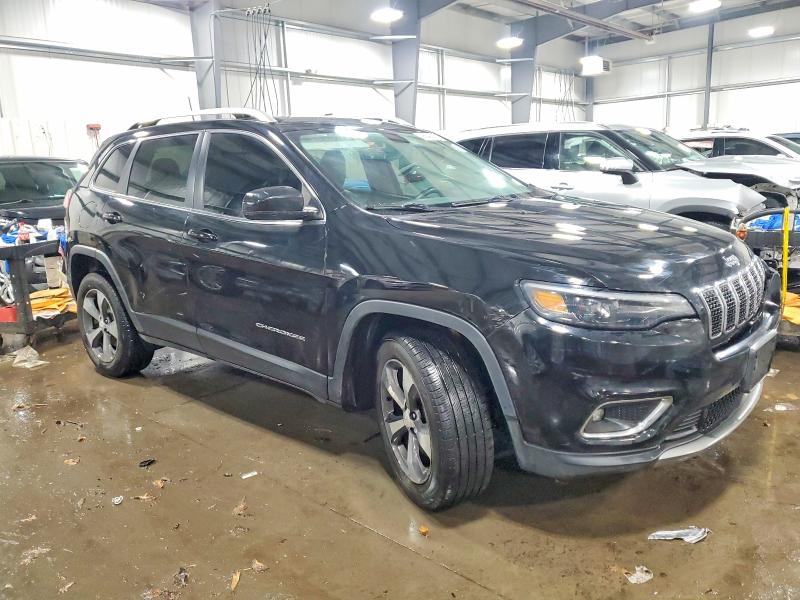 Photo 4 from auction – 2019 JEEP CHEROKEE L with VIN 1C4PJMDN7KD188178