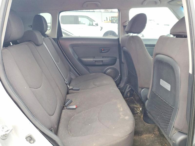 Photo 10 from auction – 2013 KIA SOUL with VIN KNDJT2A51D7534252