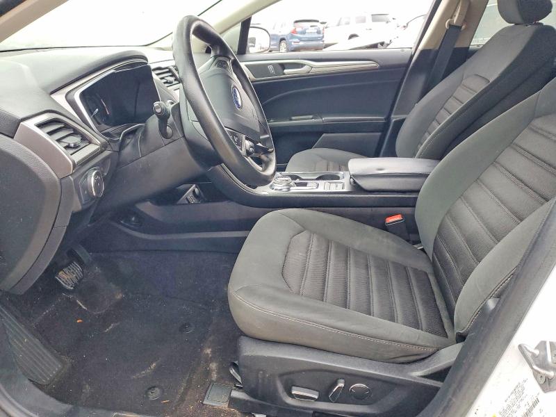 Photo 7 from auction – 2019 FORD FUSION with VIN 3FA6P0LU8KR168420