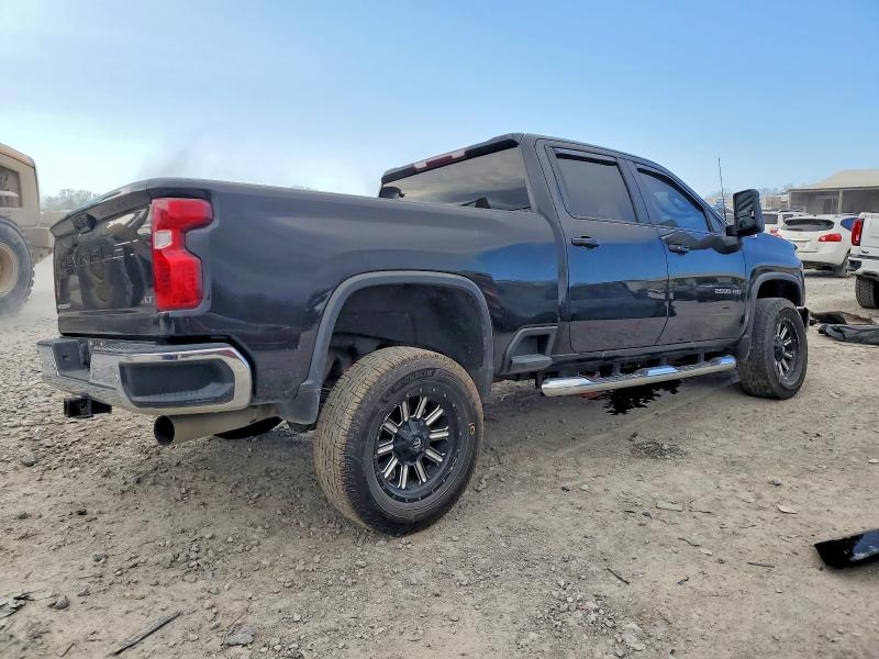 Photo 3 from auction – 2021 CHEVROLET SILVERADO with VIN 1GC4YNEY6MF137727