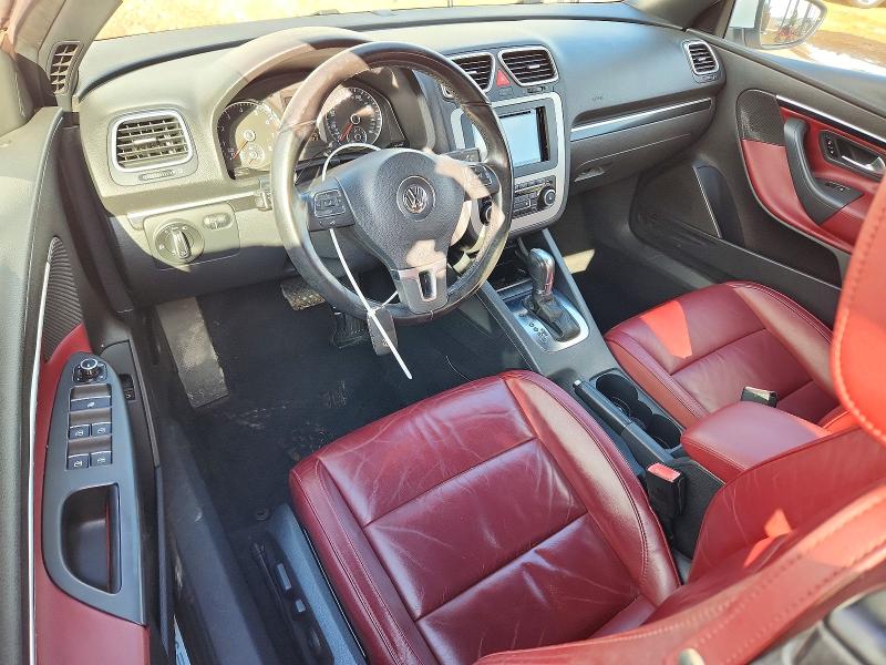 Photo 8 from auction – 2012 VOLKSWAGEN EOS LUX with VIN WVWFW7AH7CV021036