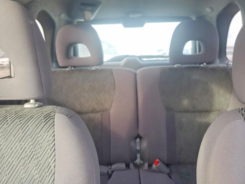 Photo 10 from auction – 2003 TOYOTA RAV4 with VIN JTEHH20V730194559