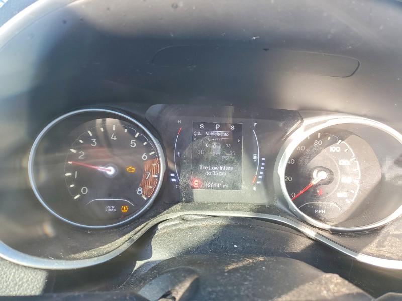 Photo 9 from auction – 2018 JEEP COMPASS with VIN 3C4NJDBB0JT175944