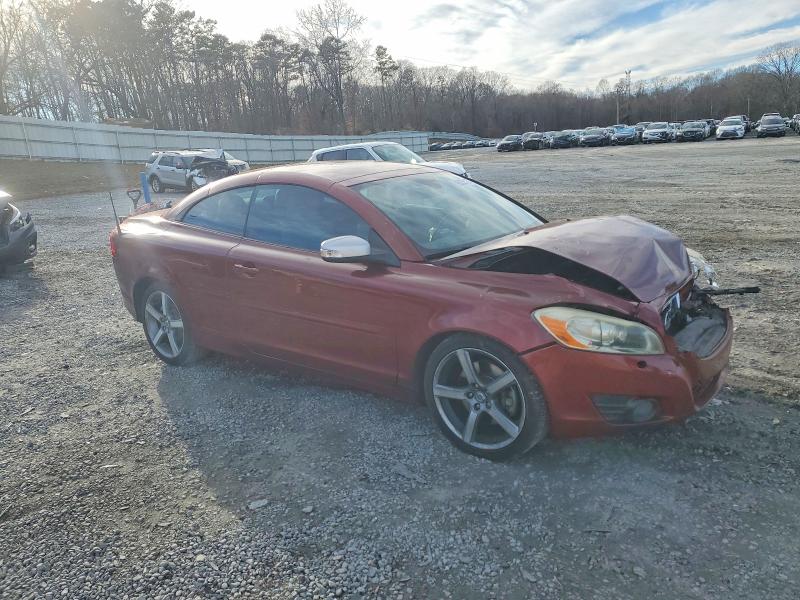 Photo 4 from auction – 2011 VOLVO C70 T5 with VIN YV1672MC8BJ107391