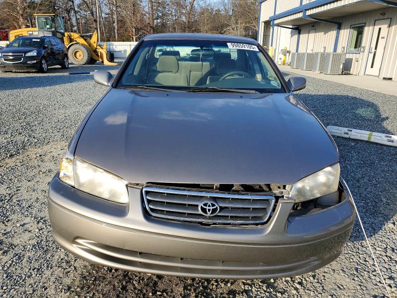 Photo 5 from auction – 2001 TOYOTA CAMRY CE with VIN 4T1BG22K31U114563