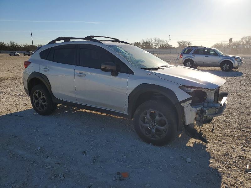 Foto 4 de la subasta – 2023 SUBARU CROSSTREK con VIN JF2GTHSC9PH317588