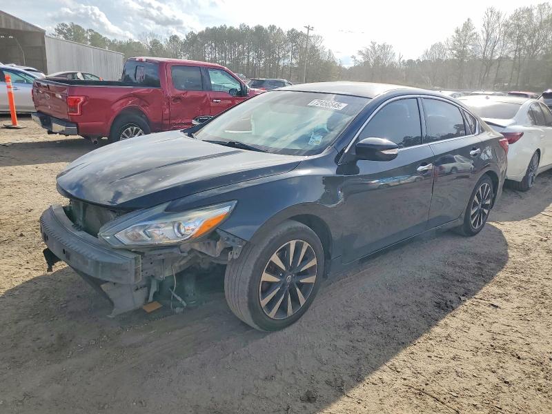 NISSAN ALTIMA 2.5 2018 with VIN 1N4AL3APXJC129748 - Photo from auction